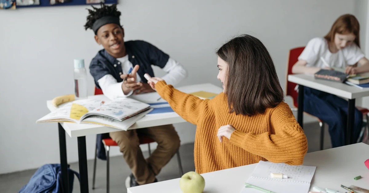 Picture showing that peers can have a positive influence on teens.